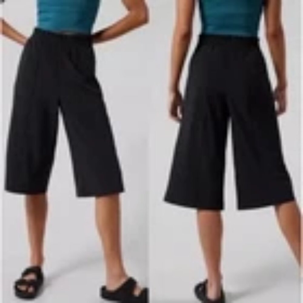 Athleta Savannah Bermuda Shorts Womens XL Tall - Black Stretch Pockets Casual